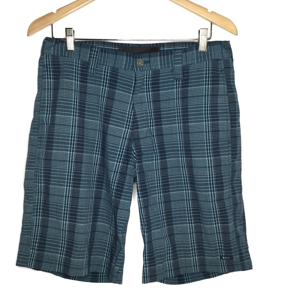 Oakley Men’s Shorts Size 32